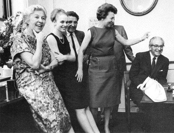 e94c199b-f2dc-46ed-8b8d-8454c3049369 e94c199b-f2dc-46ed-8b8d-8454c3049369