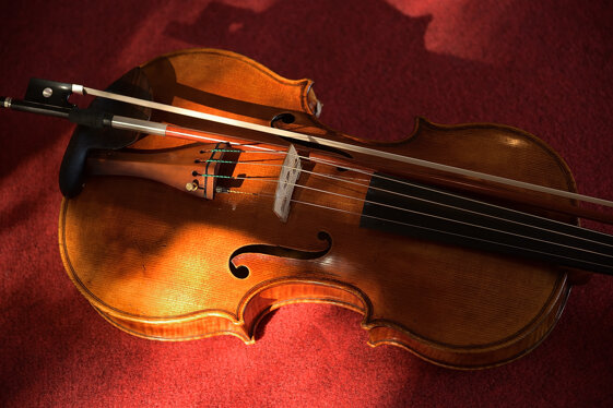 18b50ee3-5bc7-4ab3-98db-b98a92e2b01c 18b50ee3-5bc7-4ab3-98db-b98a92e2b01c