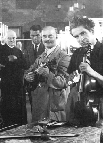 200e5701-0458-4974-999c-7be09fc8e18e 200e5701-0458-4974-999c-7be09fc8e18e