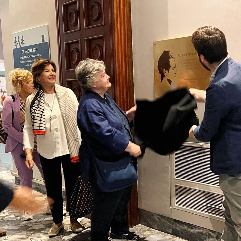 331b5ce0-3679-40ad-a464-aaf2ff8d9a04