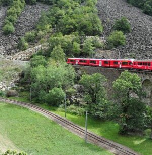 Trenino Rosso del Bernina