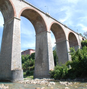 il torrente Maira a Dronero (Ponte Nuovo)