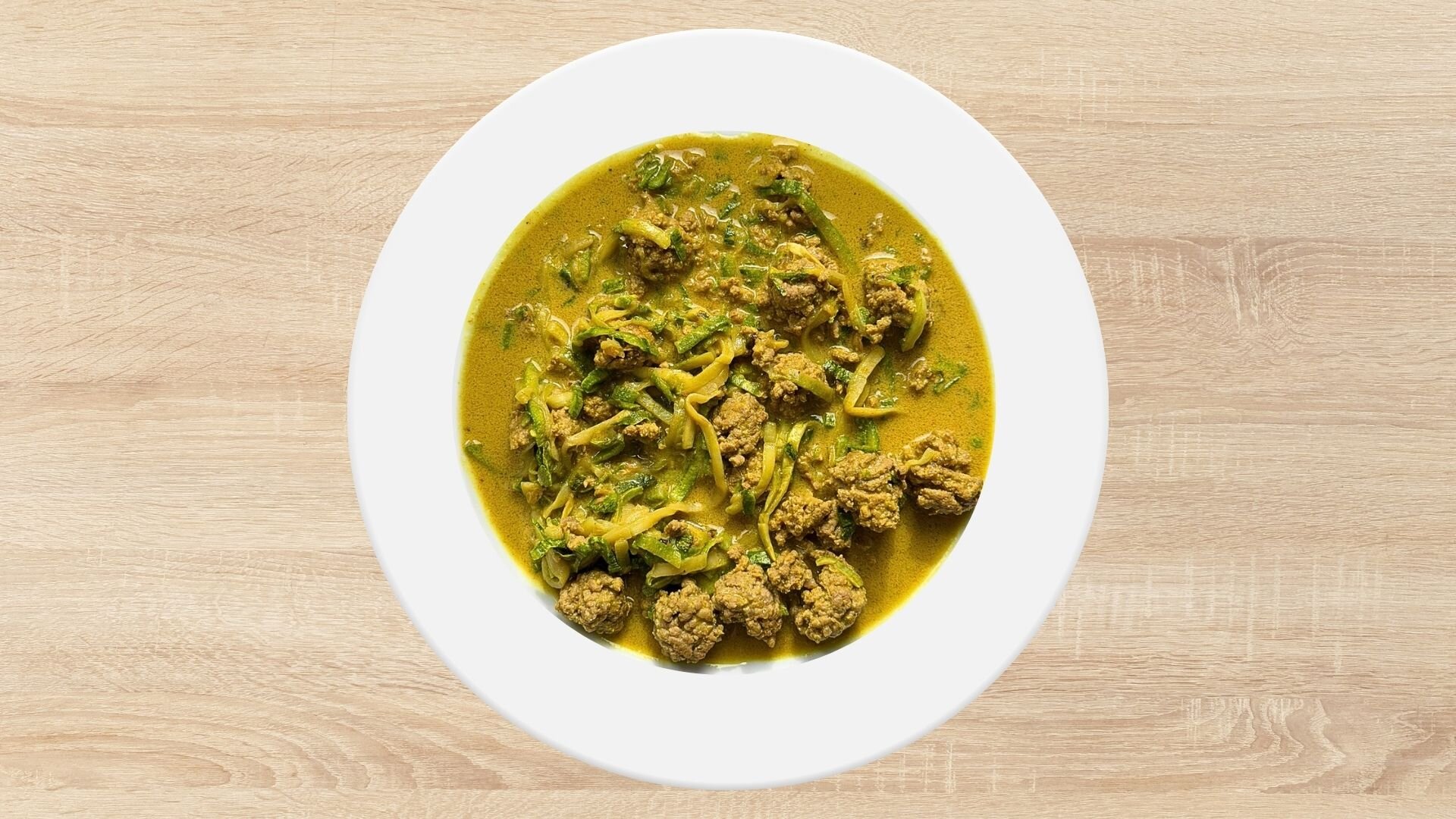 Polpettine al curry e noodles di zucchine