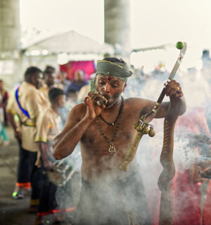 _je14329%20youtube.jpeg _je14329%20youtube.jpeg