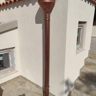 Immobile in Meta (Na)