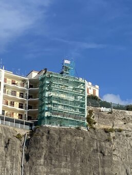 c087fb51-6b76-4804-a46b-25a13ef68169