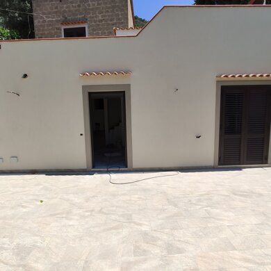 Immobile in Meta (Na) Ristrutturazione interni ed esterni