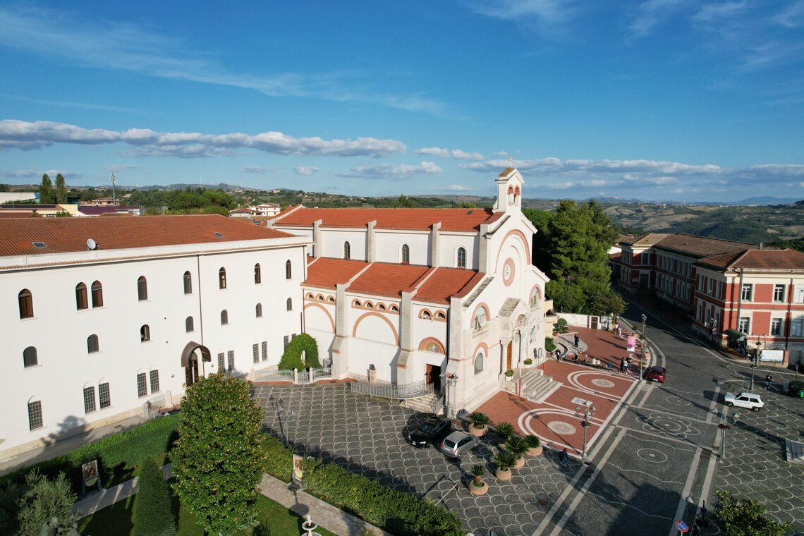 51a6f612-6d24-4334-8531-b9e61a735f8e