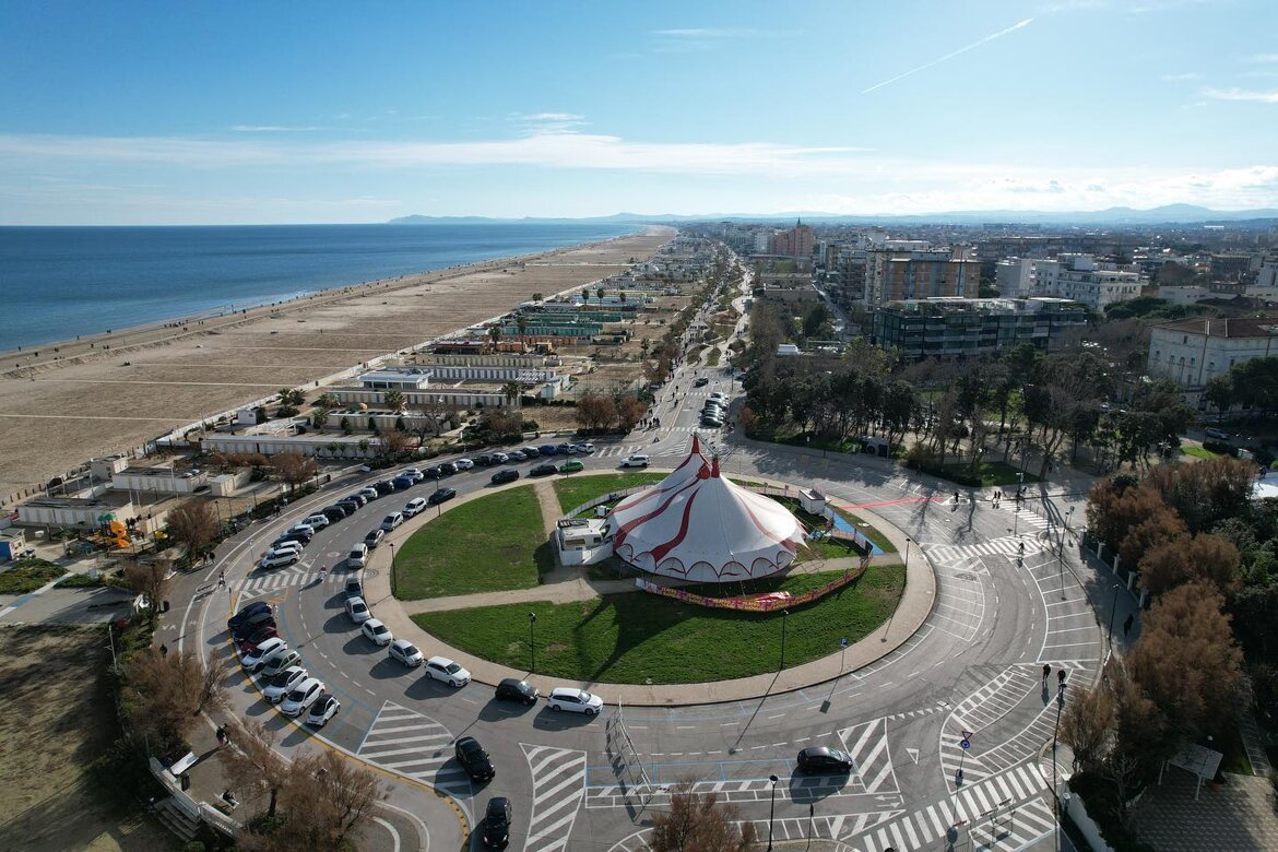 68f33bab-5418-4f82-a891-04e0fdadc6df