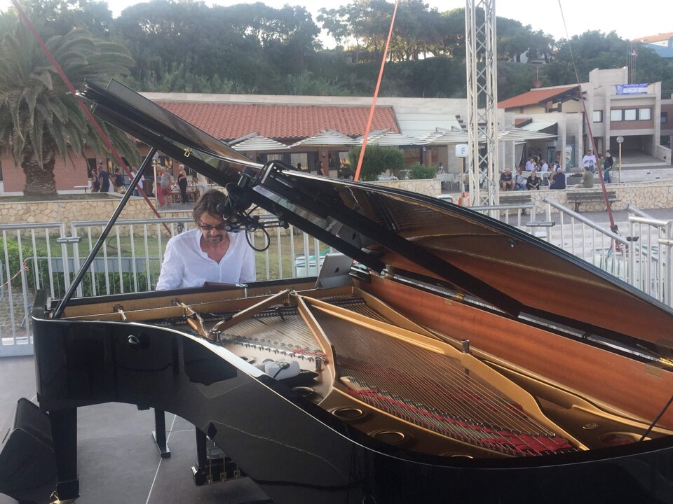 2ae947bb-ab39-4ec3-8aaf-86f397aeb494