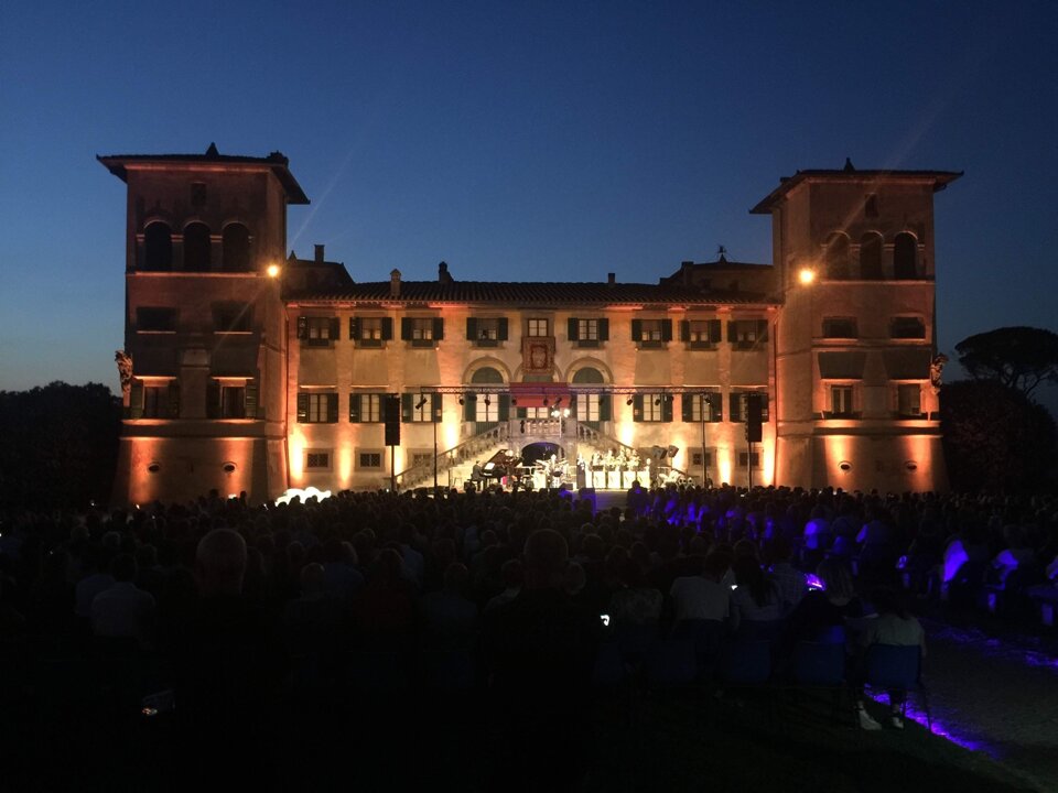 e937891f-5cc8-44ef-823b-32d0cc6555aa