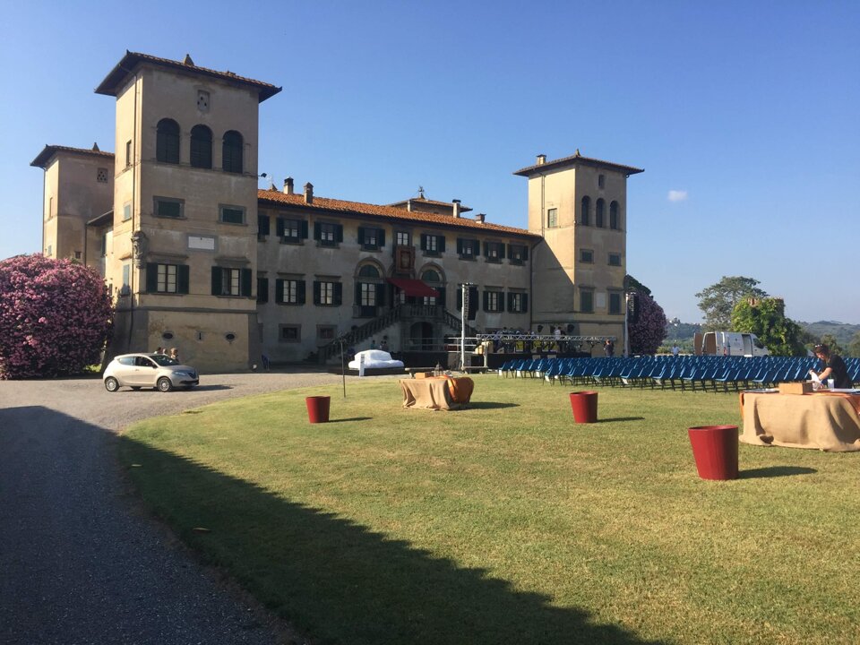 33fdb911-aff1-461d-a57e-3934a4a280d7