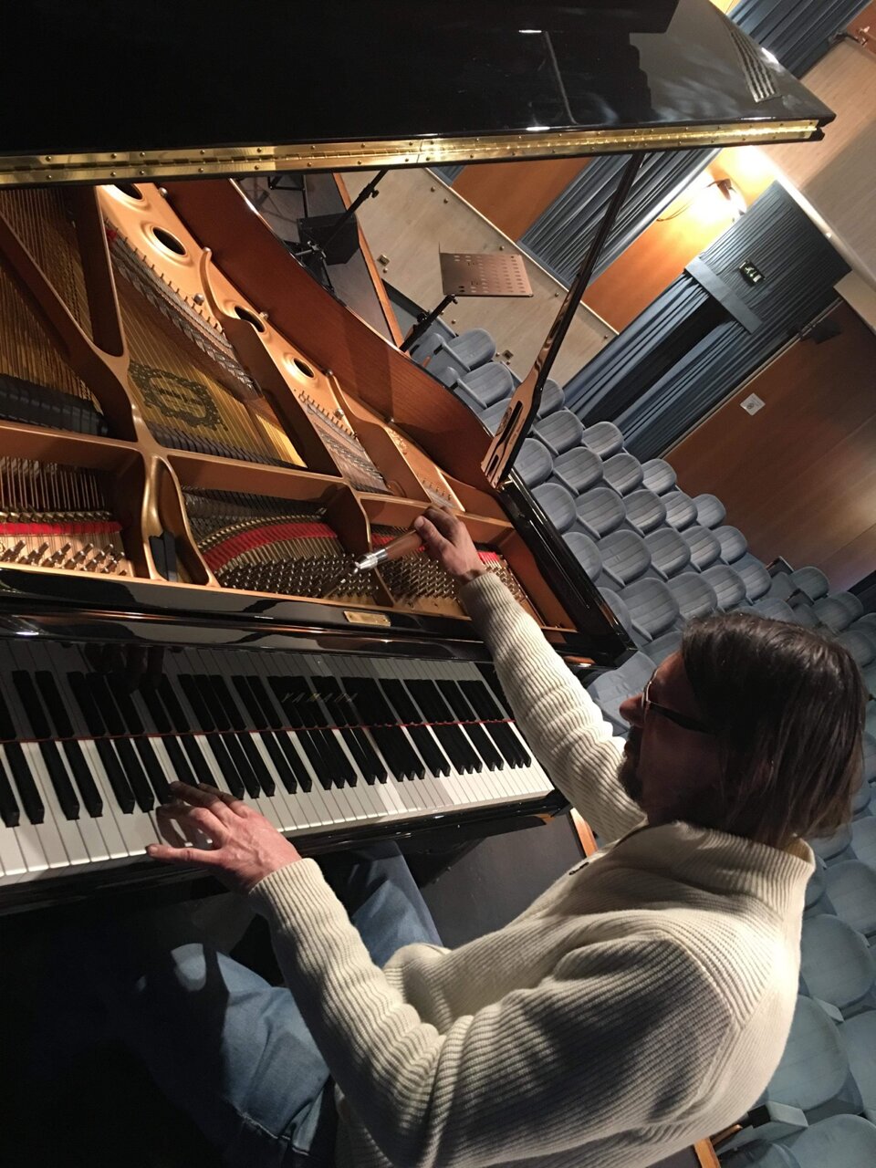 accdce7e-8f4d-4167-9824-3c1d8d0ec8cc