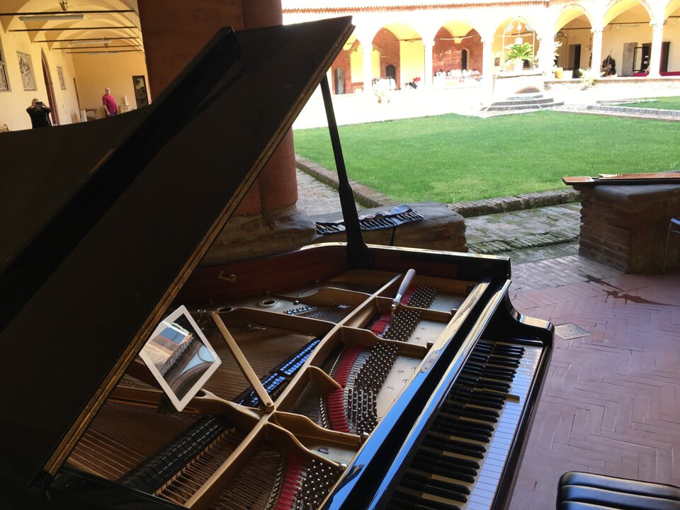 85009562-bb49-43e7-ad0c-159c170a7f49