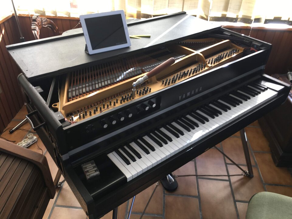 74564d7e-2cca-4874-9fd7-7df88954ff85