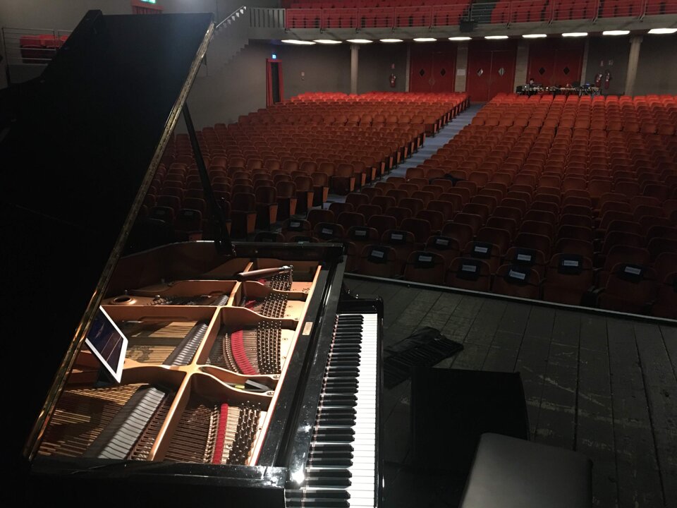 f89aa7d0-d17b-49b5-b011-13682a857758