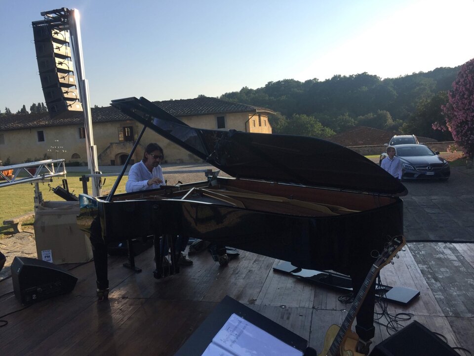 a5c550dd-5e81-41e0-bfce-34200af91617