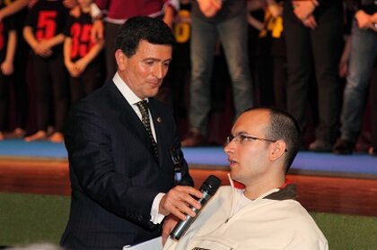 5c61d189-703f-41ce-a73e-bf4133107385