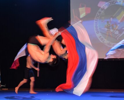 1cce1ce2-0415-44ec-a74c-284e22e8093d 1cce1ce2-0415-44ec-a74c-284e22e8093d