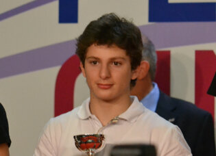 33fc54d3-a0fb-406e-a3b2-c6254a0aa957