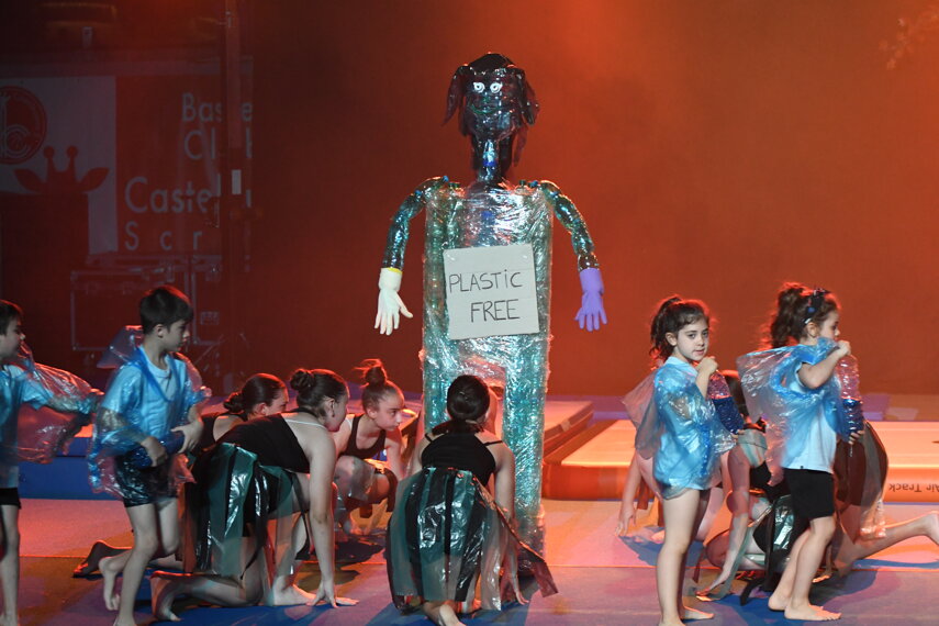 f6ad8139-08bb-4d7d-b447-50aadf189de6