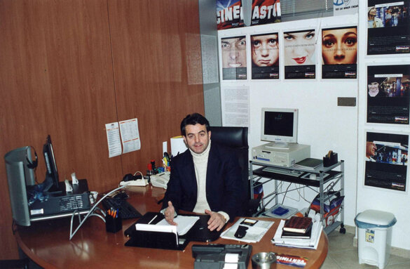 6a203ee2-62e7-48fb-ab0c-e98c95711f15