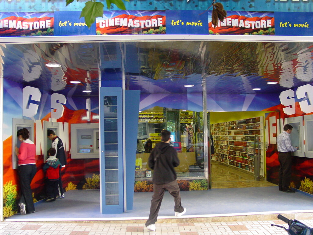 12de7f89-c06a-4989-a148-91918d2a3785