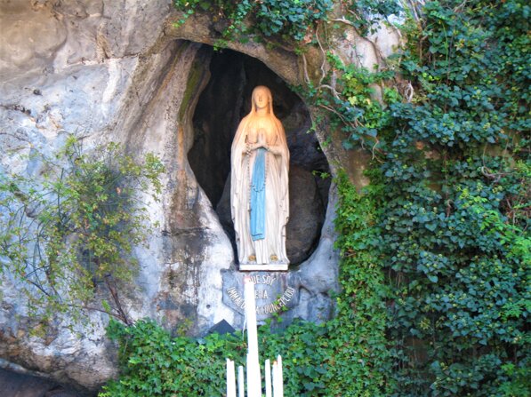 lourdes2010 (64).jpeg