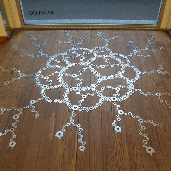 16-C03 washers on the floor, 200x200cm, 2016