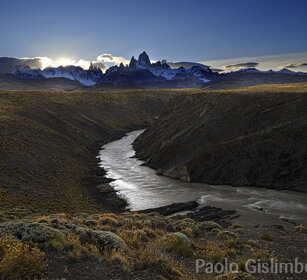 tramonto al Rio de las Vueltas PN Los Glaciares, Argentina
