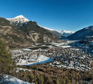 Oulx (To) valle Susa, Piemonte. Susa valley, Piedmont