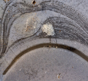 pozzanghera gelata, icy puddle