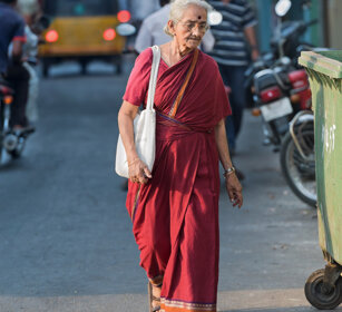 per la strada, on the road Chennai, Tamil Nadu