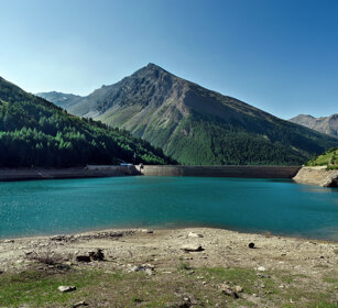 lago e diga di Rochemolles (To), lake and dam valle Susa, Piemonte. Susa valley, Piedmont
