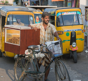venditore ambulante, street trader Chennai, Tamil Nadu