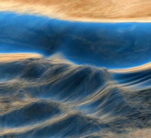 riflessi, reflections torrente Noce, Cantalupa (To). Noce torrent