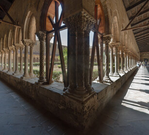 il chiostro del duomo di Monreale (Pa) the cloister of the Monreale cathedral, Sicily, Italy