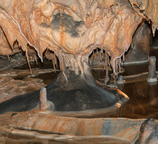 grotte di Thouzon, Le Thor, Vaucluse, Provenza Thouzon caves, Le Thor, Vaucluse, Provence, France