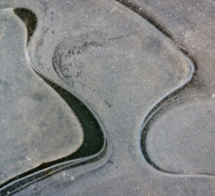 pozzanghera gelata, icy puddle