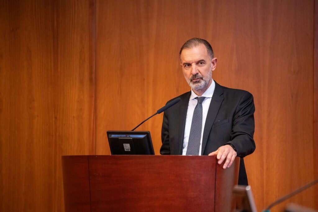 Crisi, cambio appalto Enel Energia a Castelfranco Veneto (TV). Assessore Bitonci: “Lettera congiunta delle Regioni a Enel e ai Ministri competenti: la responsabilità sociale va concretamente dimostrata” Crisi, cambio appalto Enel Energia a Castelfranco Veneto (TV). Assessore Bitonci: “Lettera congiunta delle Regioni a Enel e ai Ministri competenti: la responsabilità sociale va concretamente dimostrata”