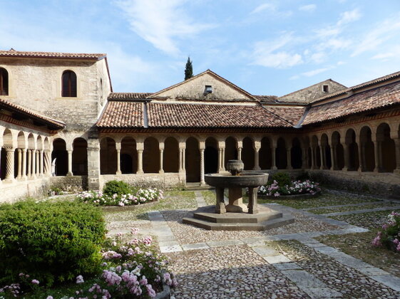 7dca1bd1-5aaa-458a-9ddc-dd441ba8cd9a