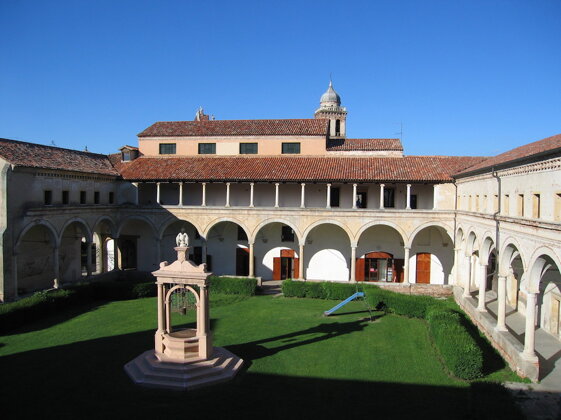 d46433c5-1a2f-4ade-a514-0600bf3b5ec2