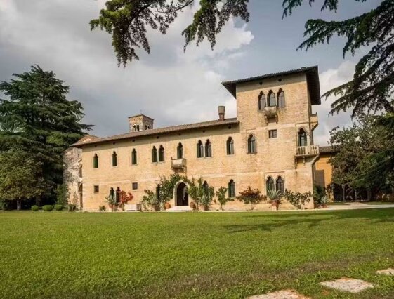 da74d4e5-a1d4-46d5-aa37-502a0518526d