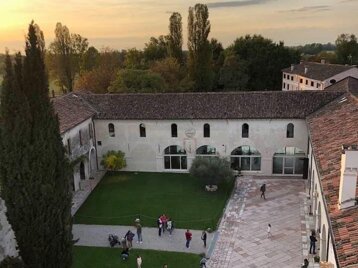 4458408d-06e9-476f-94f2-f570157e298e