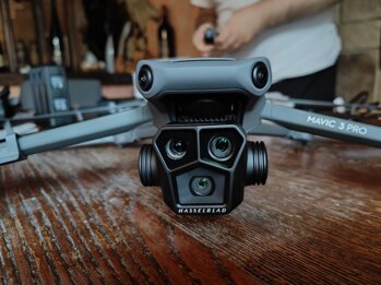 16bed79a-a6ef-41dd-a495-d09b38088aac 16bed79a-a6ef-41dd-a495-d09b38088aac