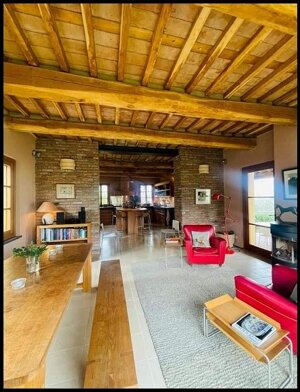 4b427831-2094-4a89-b750-316f66917904 4b427831-2094-4a89-b750-316f66917904