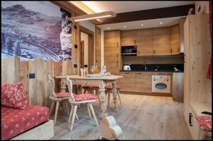 3af932b2-1a38-44a5-b1d9-60992460db9b