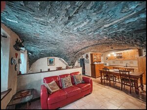 0230f744-0a79-4ed4-a8fb-69d8fad92a38 0230f744-0a79-4ed4-a8fb-69d8fad92a38