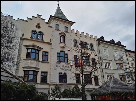 776700af-3bce-492f-aeec-dc1493d28f6b