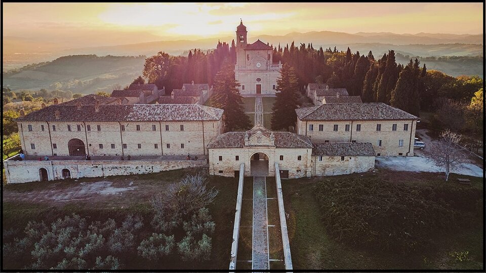 b25cfd94-bb30-4b93-b5af-5b7860241535